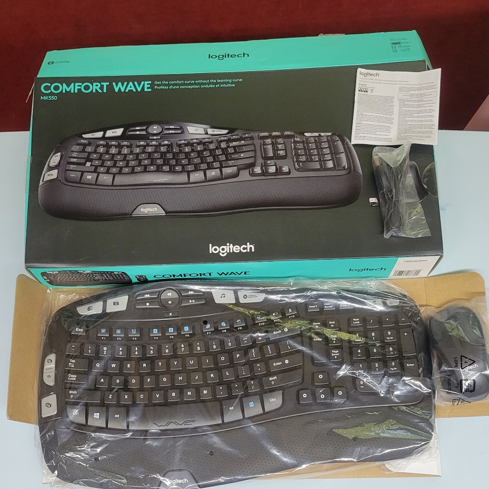 Logitech K350 Wireless Keyboard With M510 Wireless Mouse Combo